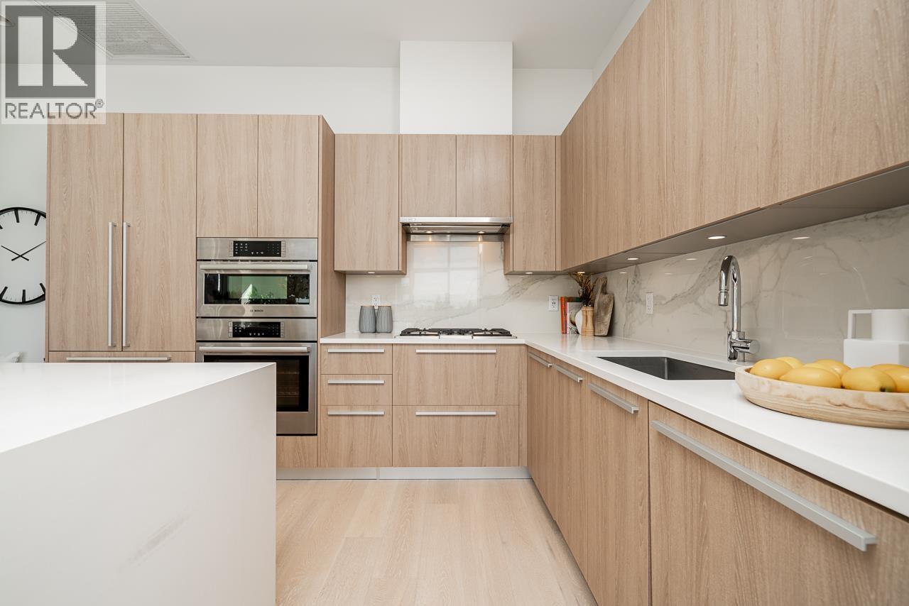 Ph501 1295 Conifer Street, North Vancouver, British Columbia  V7J 0B4 - Photo 11 - R3098166