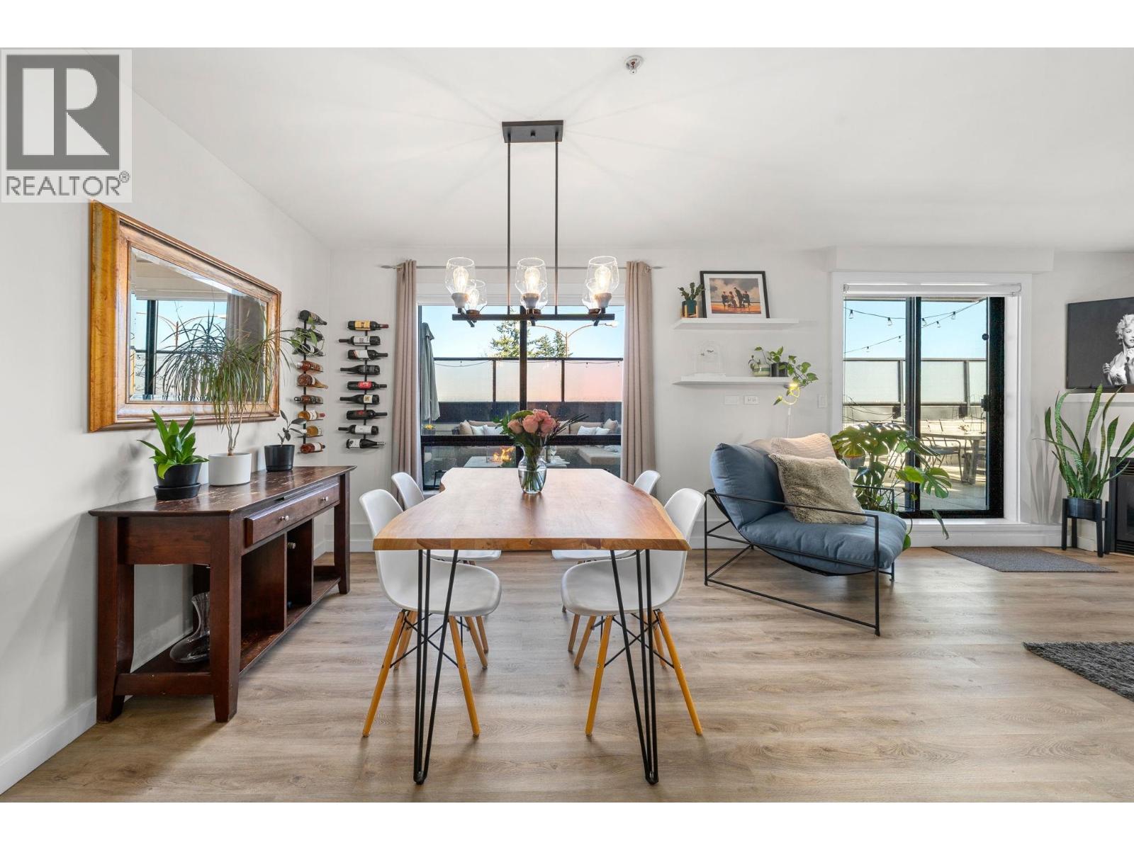 206 935 W 16th Street, North Vancouver, British Columbia  V7P 1R2 - Photo 11 - R3098186