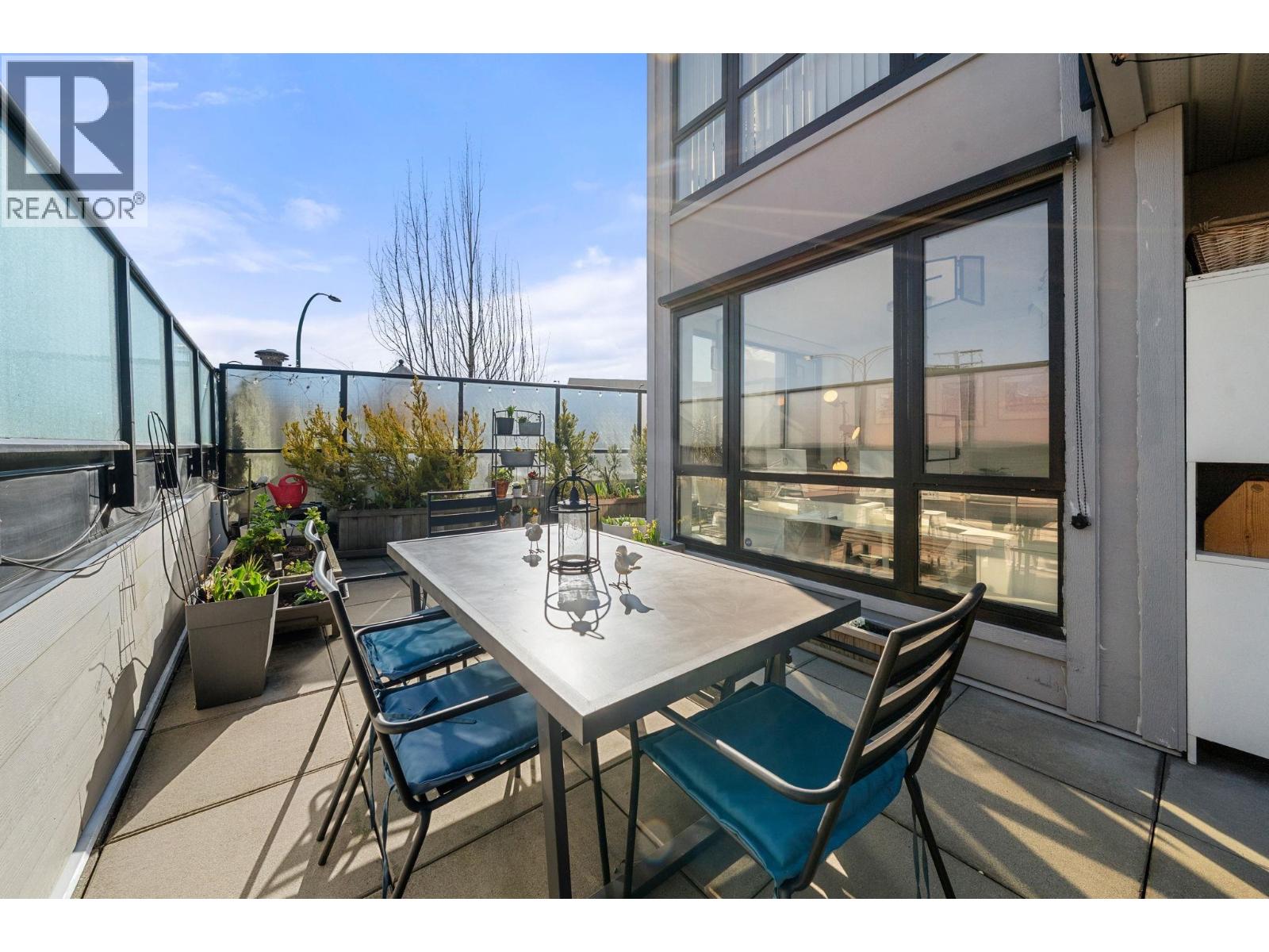 206 935 W 16th Street, North Vancouver, British Columbia  V7P 1R2 - Photo 17 - R3098186