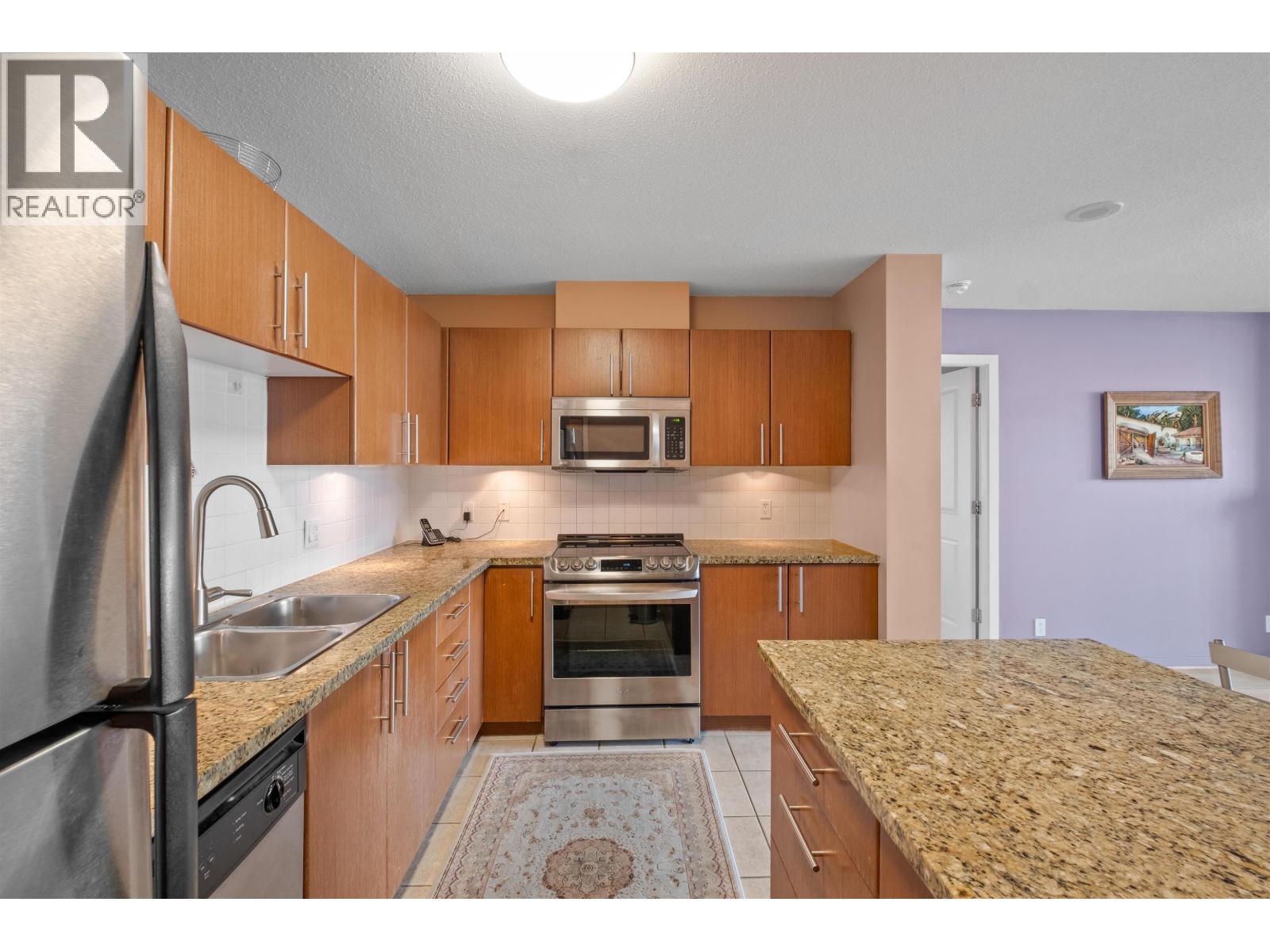 705 2088 Madioson Avenue, Burnaby, British Columbia  V5C 6T5 - Photo 3 - R3098205