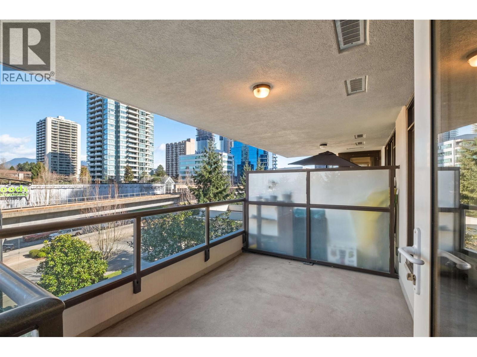 705 2088 Madioson Avenue, Burnaby, British Columbia  V5C 6T5 - Photo 8 - R3098205