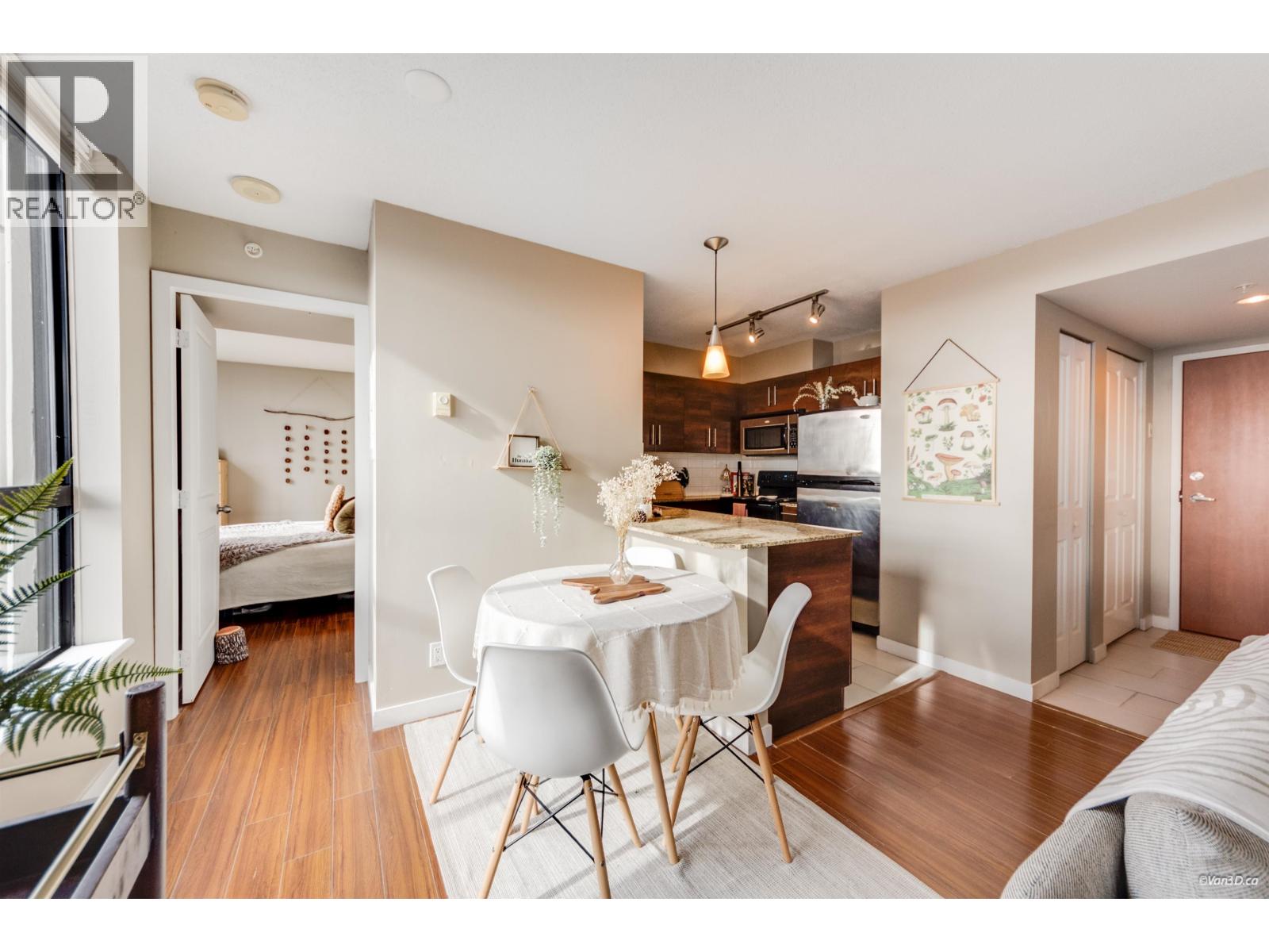 1002 814 Royal Avenue, New Westminster, British Columbia  V3M 1J9 - Photo 4 - R3098214