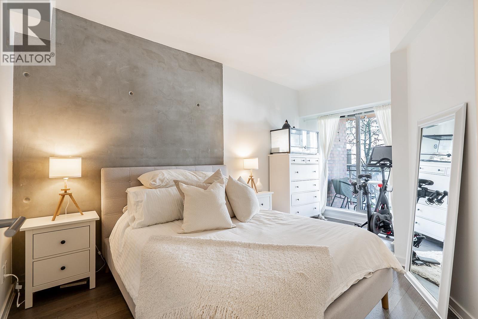 2751 Spring Street, Port Moody, British Columbia  V3H 0H3 - Photo 13 - R3098227