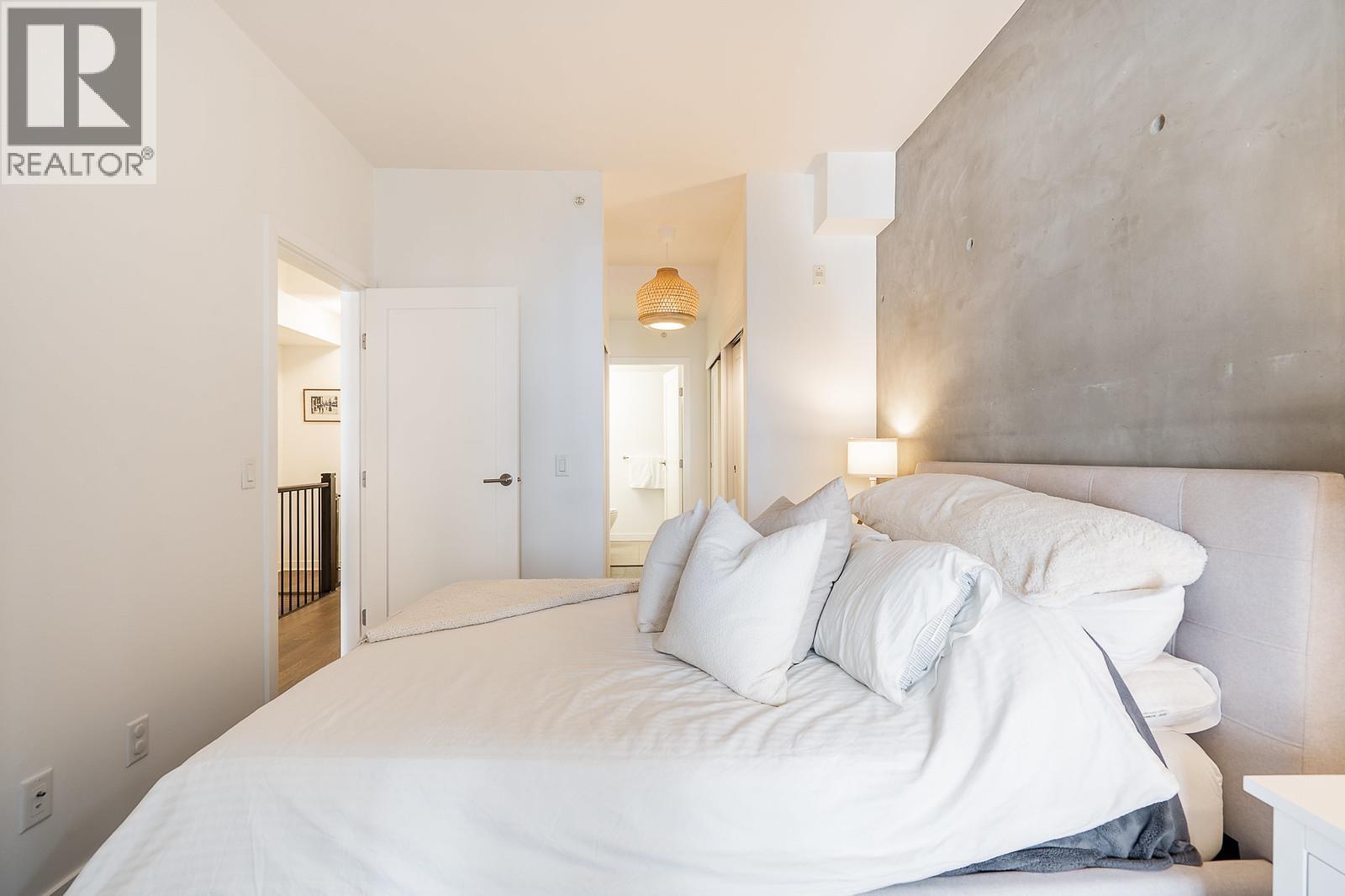 2751 Spring Street, Port Moody, British Columbia  V3H 0H3 - Photo 15 - R3098227