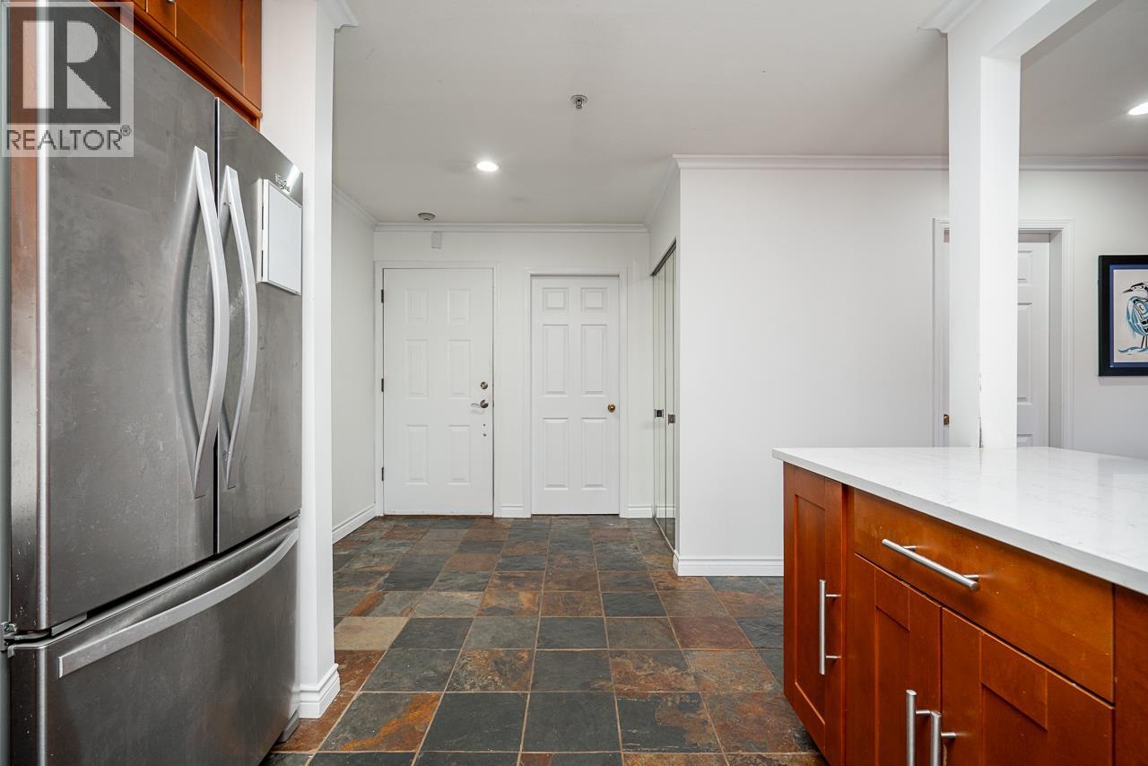 405 1000 Bowron Court, North Vancouver, British Columbia  V7H 2W1 - Photo 11 - R3098229