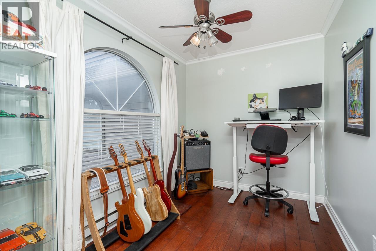 405 1000 Bowron Court, North Vancouver, British Columbia  V7H 2W1 - Photo 19 - R3098229