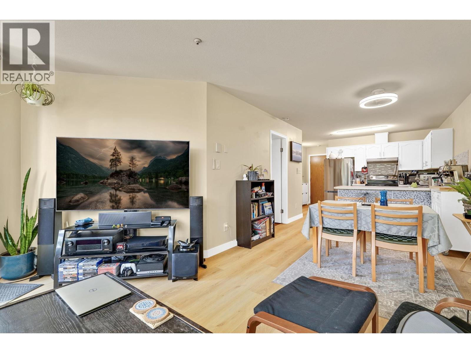 204 11595 Fraser Street, Maple Ridge, British Columbia  V2X 0X7 - Photo 22 - R3098236