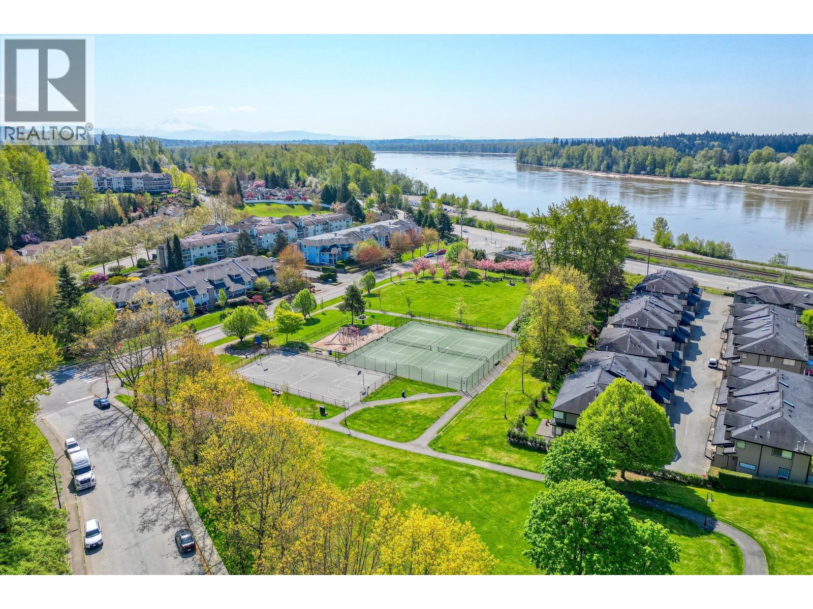 204 11595 Fraser Street, Maple Ridge, British Columbia  V2X 0X7 - Photo 3 - R3098236