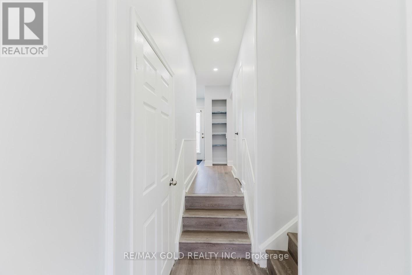 16 Crawford Drive, Brampton, Ontario  L6V 2C7 - Photo 26 - W12867746