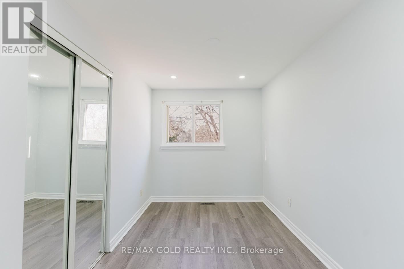 16 Crawford Drive, Brampton, Ontario  L6V 2C7 - Photo 28 - W12867746