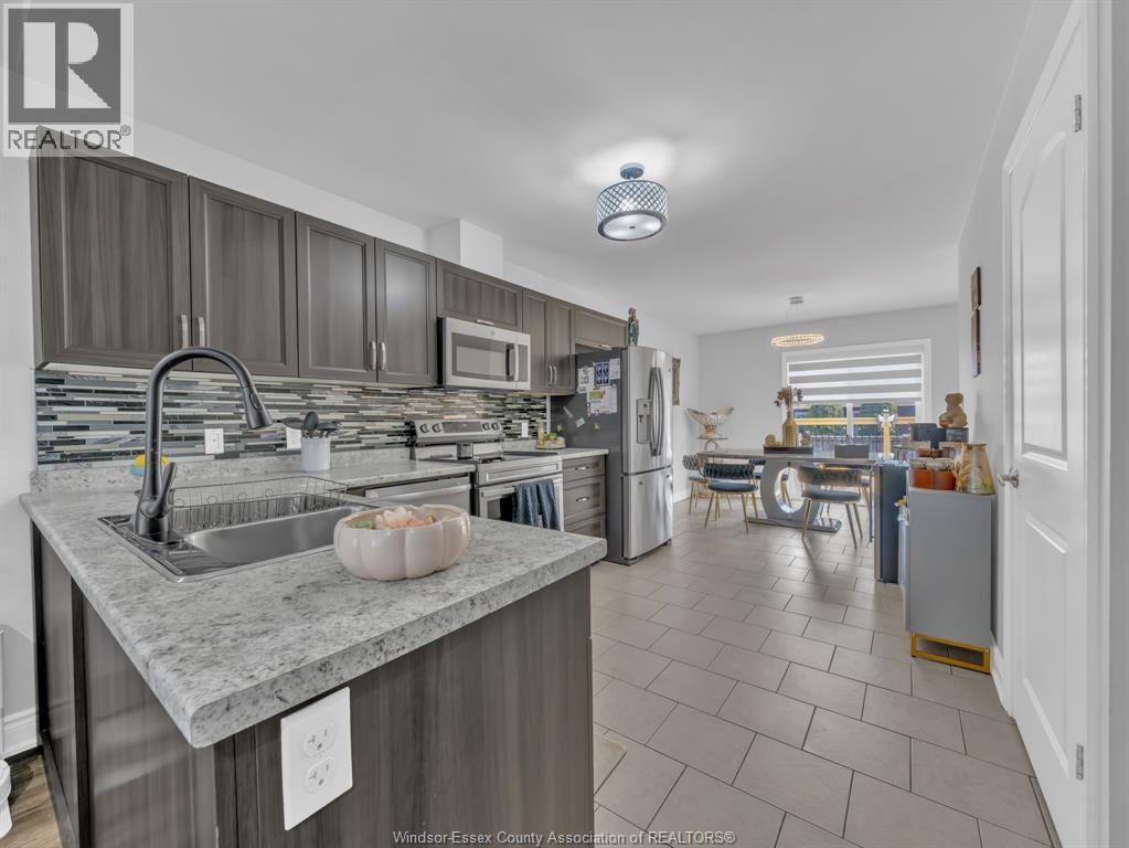 3242 Seville, Windsor, Ontario  N8N 0A2 - Photo 12 - 26005040