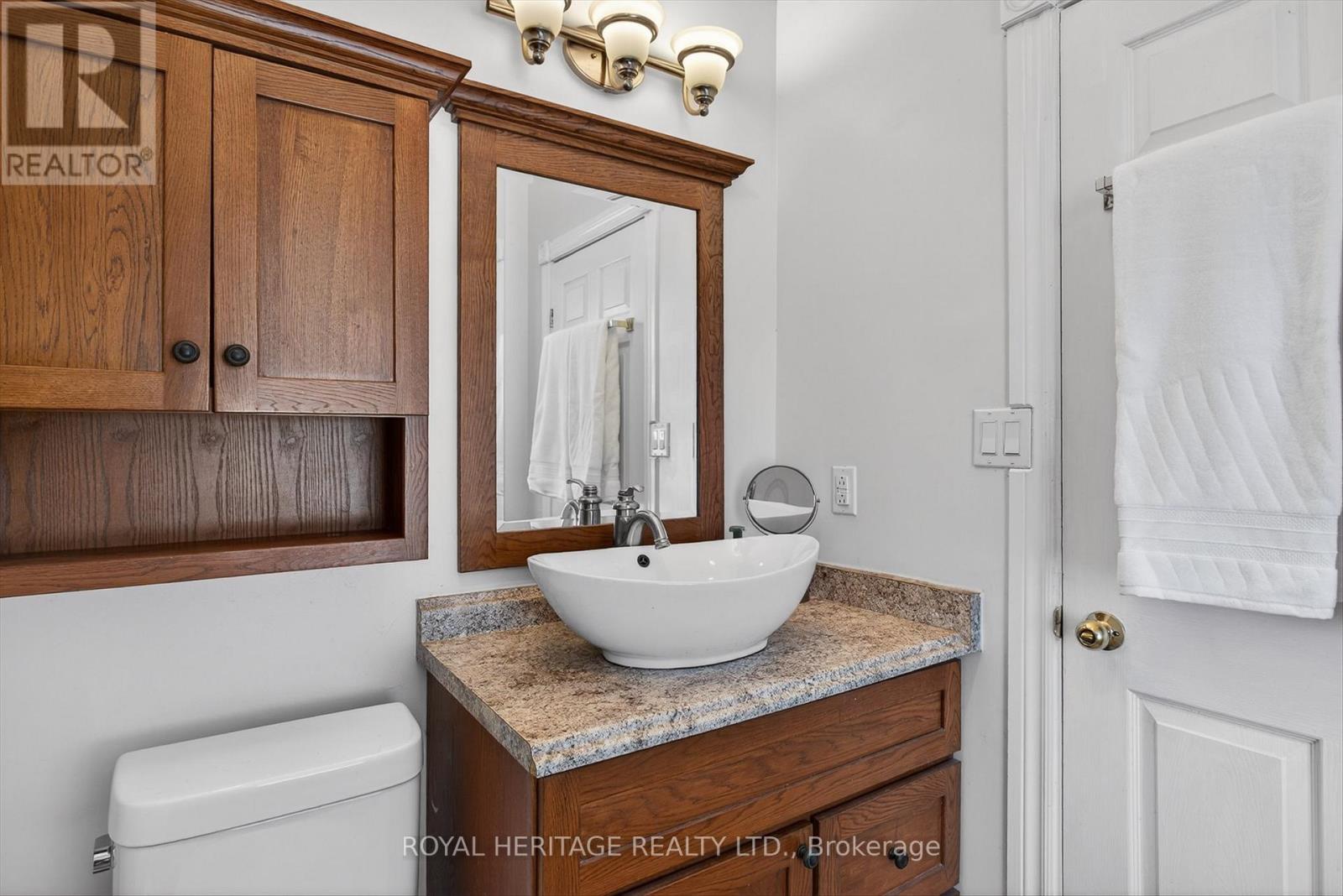 3472 Monck Road, Kawartha Lakes (Laxton/digby/longford), Ontario  K0M 1K0 - Photo 9 - X12778684