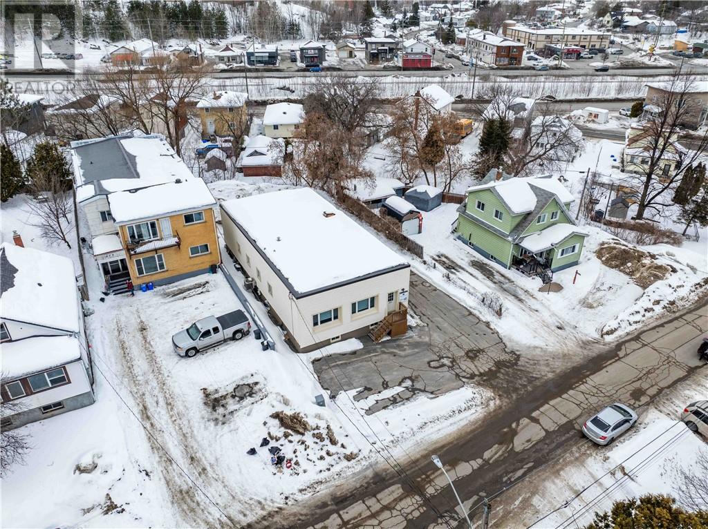 667 St Clair Street, Greater Sudbury, Ontario  P3E 4G9 - Photo 3 - 2126668