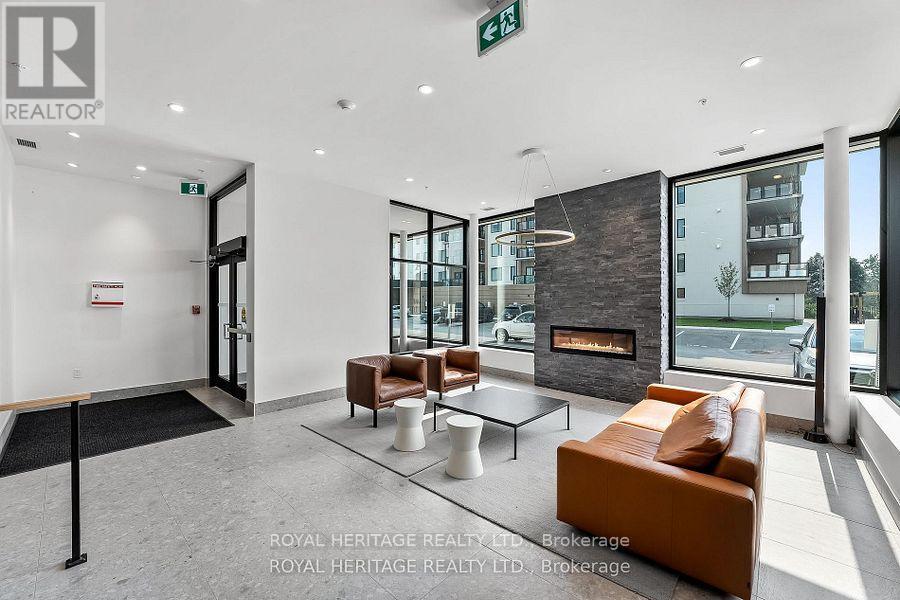 402 - 19b West Street N, Kawartha Lakes, Ontario  K0M 1N0 - Photo 4 - X12701356