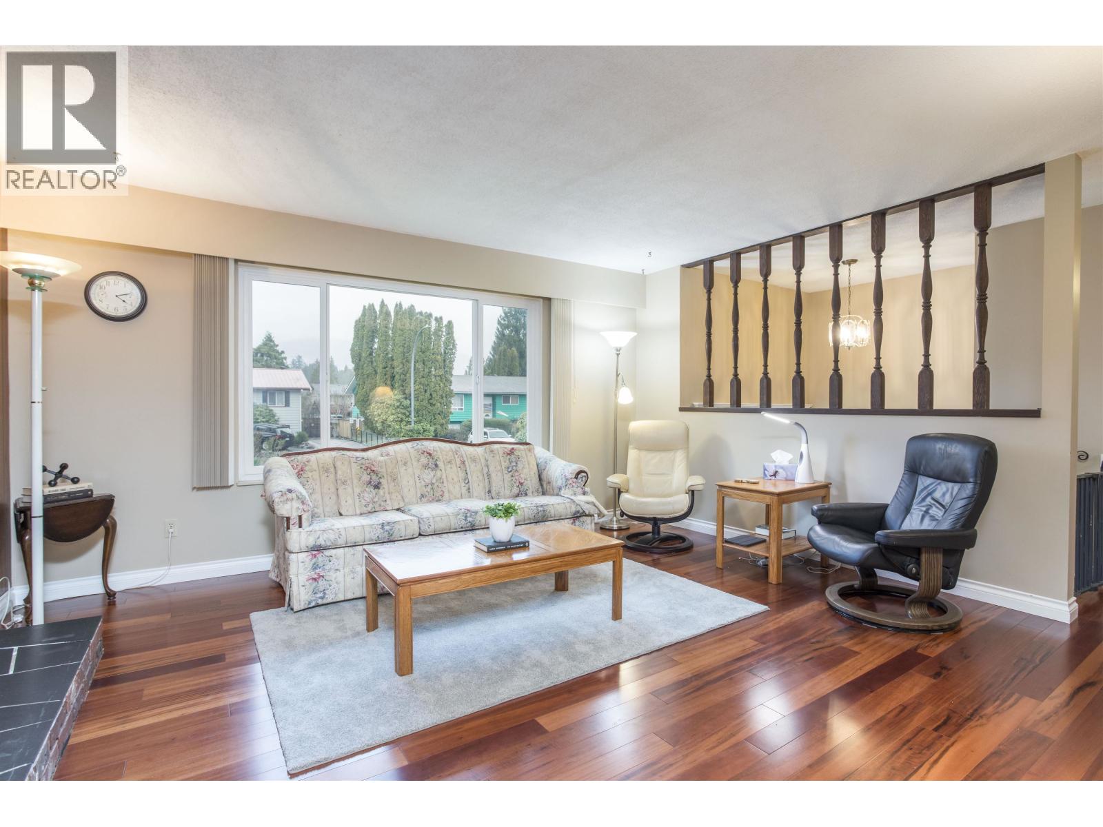 1214 Laburnum Avenue, Port Coquitlam, British Columbia  V3B 1K3 - Photo 5 - R3098194