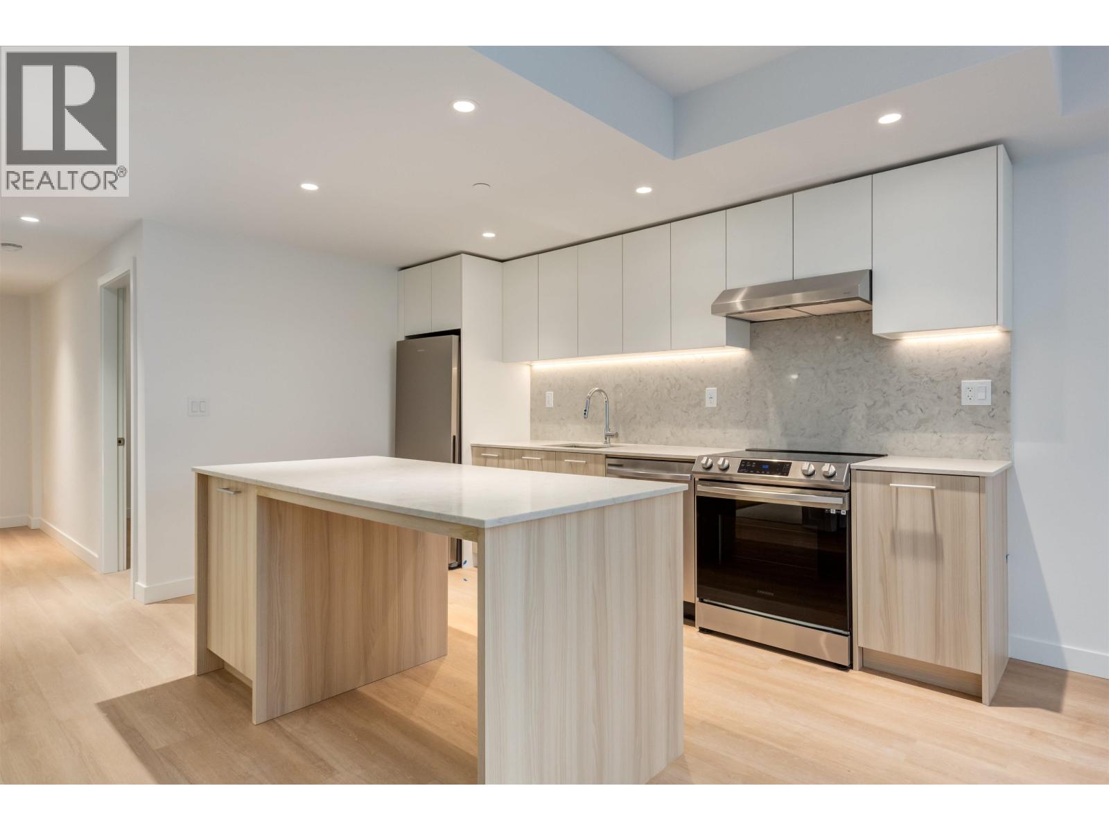 522 126 21st St E Street, North Vancouver, British Columbia  V7L 0J2 - Photo 6 - R3098199