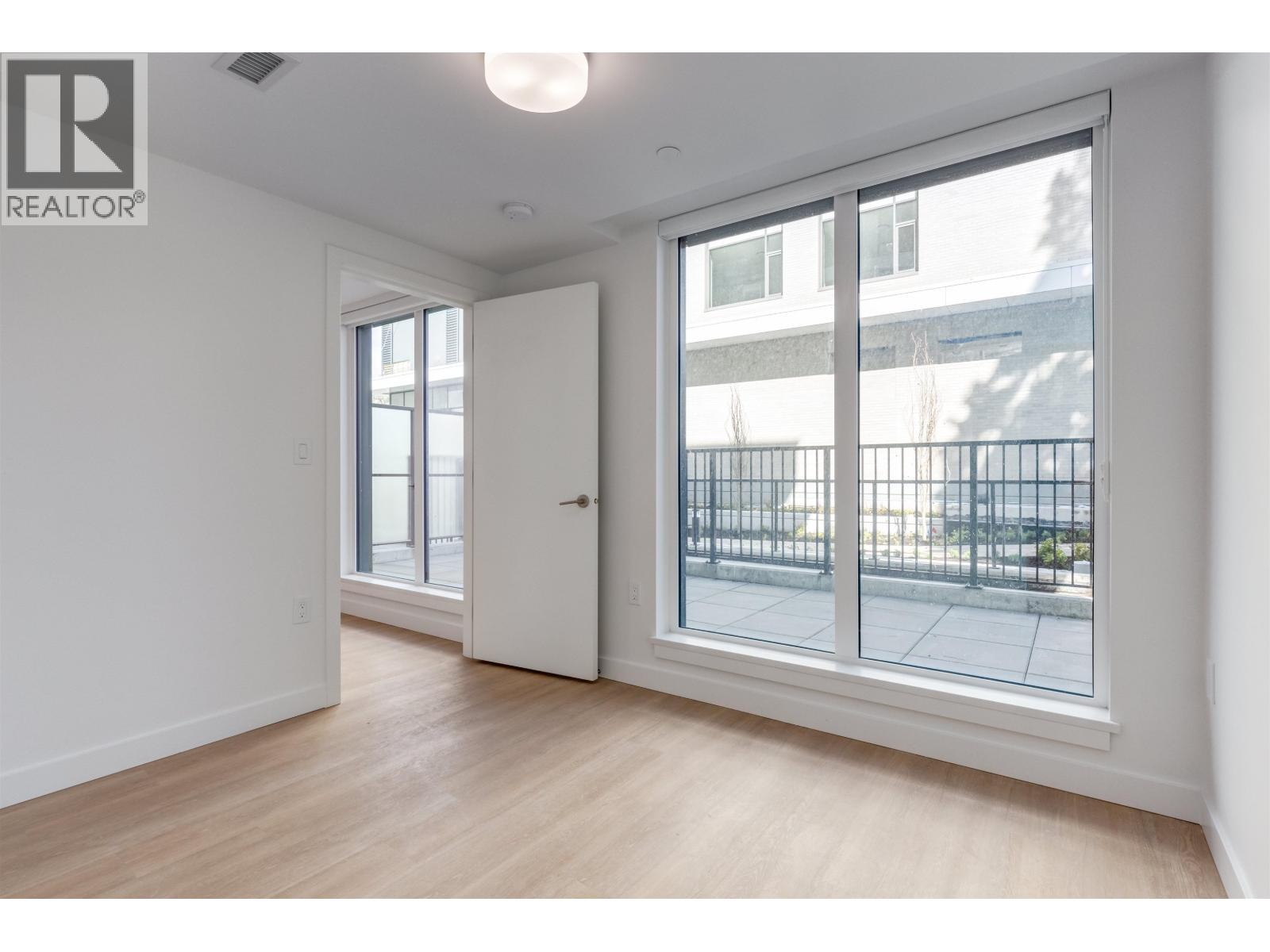 104 126 21st St E Street, North Vancouver, British Columbia  V7L 0J2 - Photo 14 - R3098203