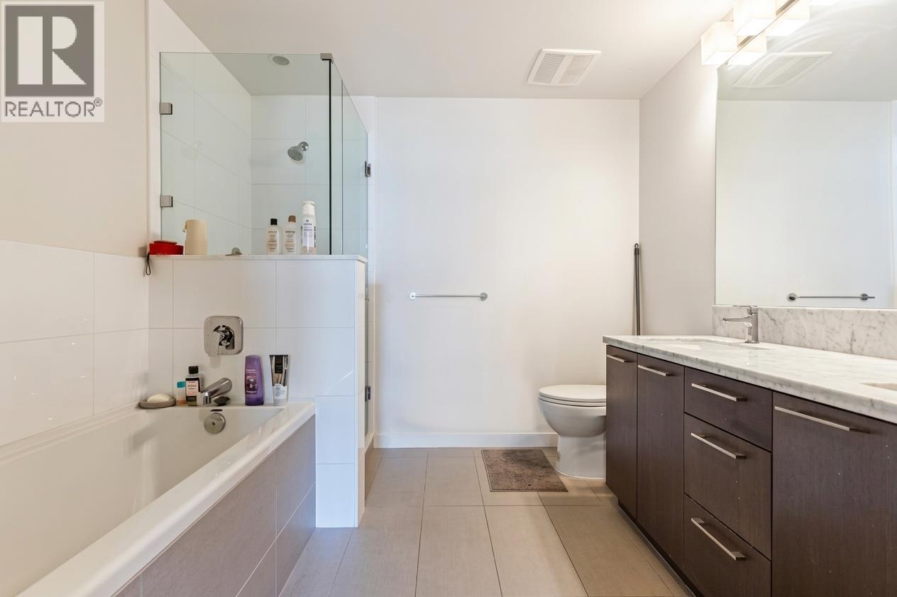 22 E Royal Avenue, New Westminster, British Columbia  V3L 0H1 - Photo 10 - R3098218