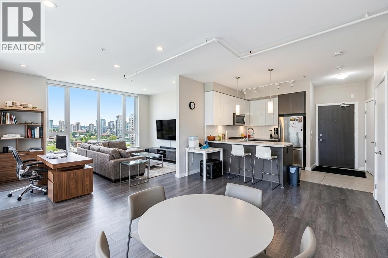 22 E Royal Avenue, New Westminster, British Columbia  V3L 0H1 - Photo 3 - R3098218