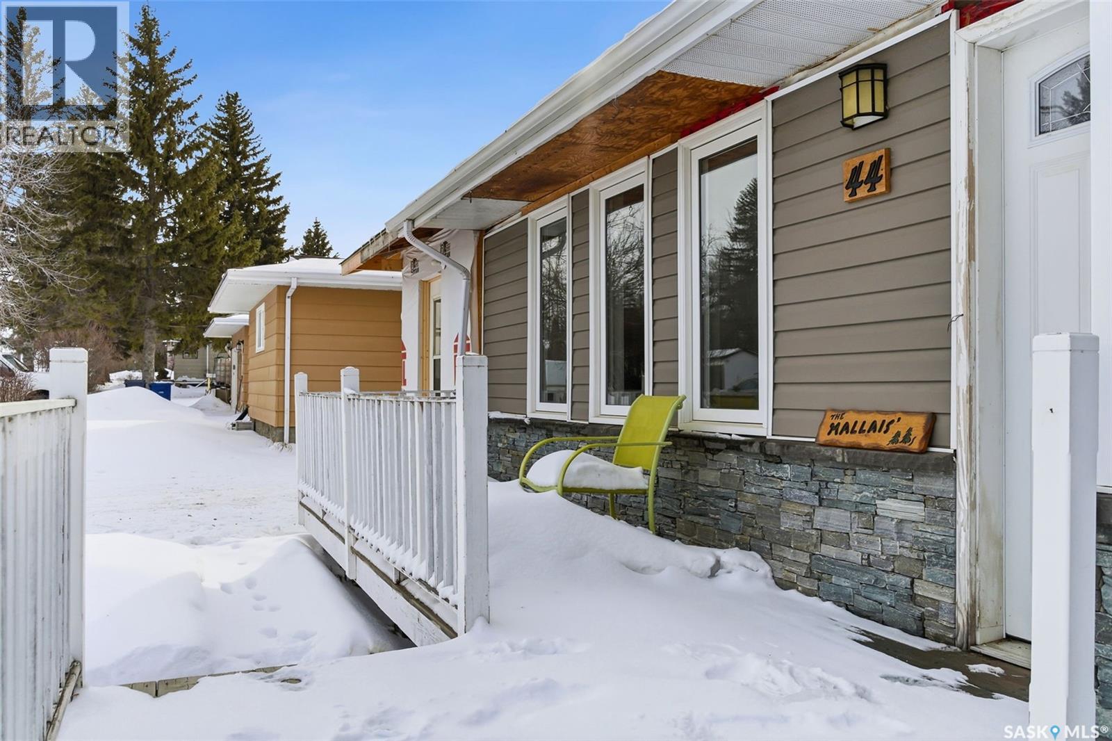 44 Aspen Street, Qu'appelle, Saskatchewan  S0G 4A0 - Photo 2 - SK027826