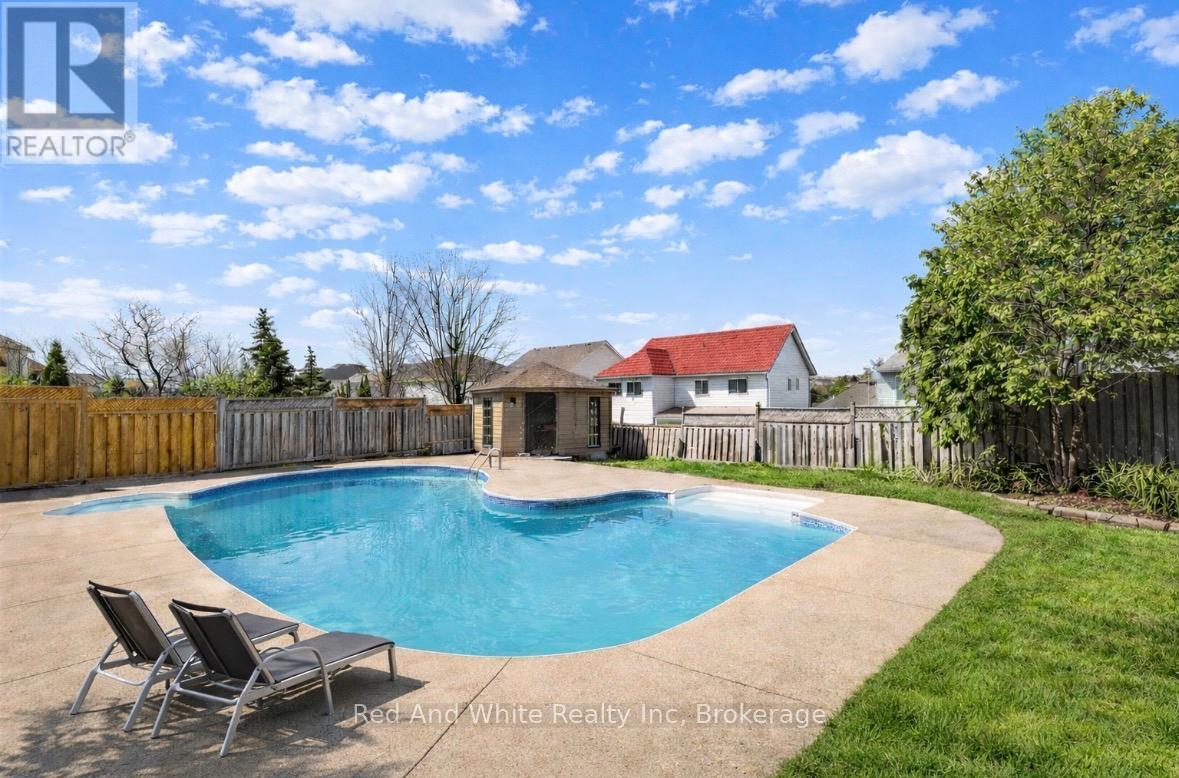 26 Shadyridge Place, Kitchener, Ontario  N2N 3J1 - Photo 48 - X12867832