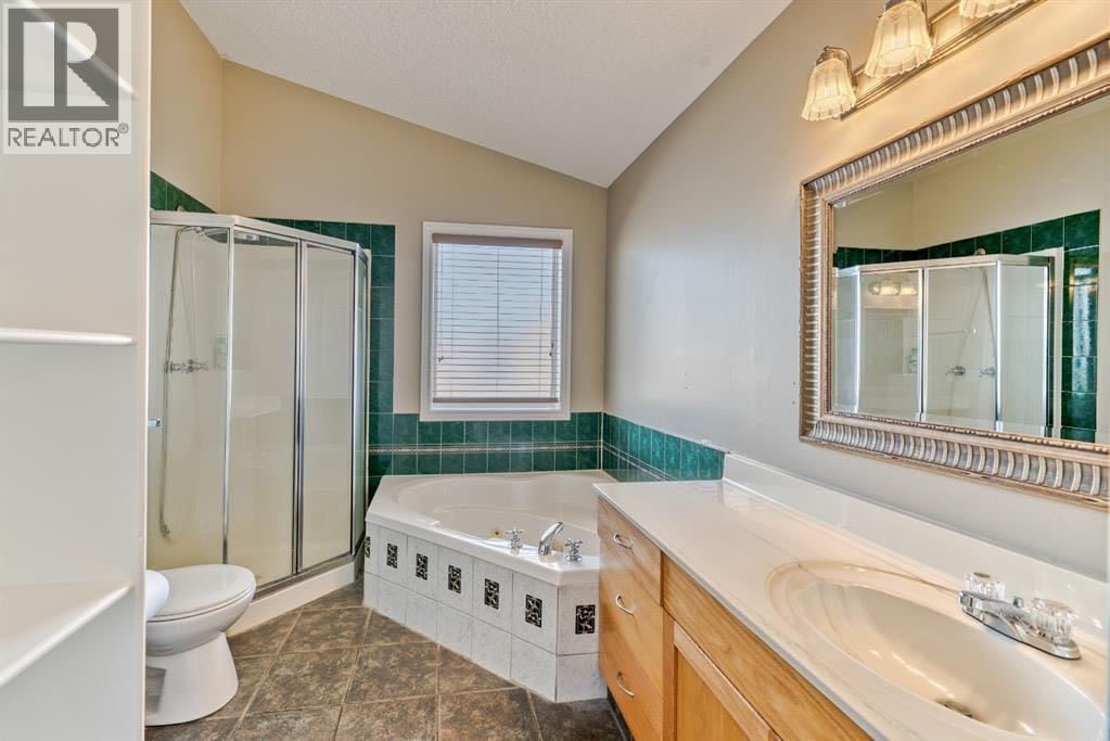 180 Hidden Vale Close Nw, Calgary, Alberta  T3A 5C7 - Photo 14 - A2285850