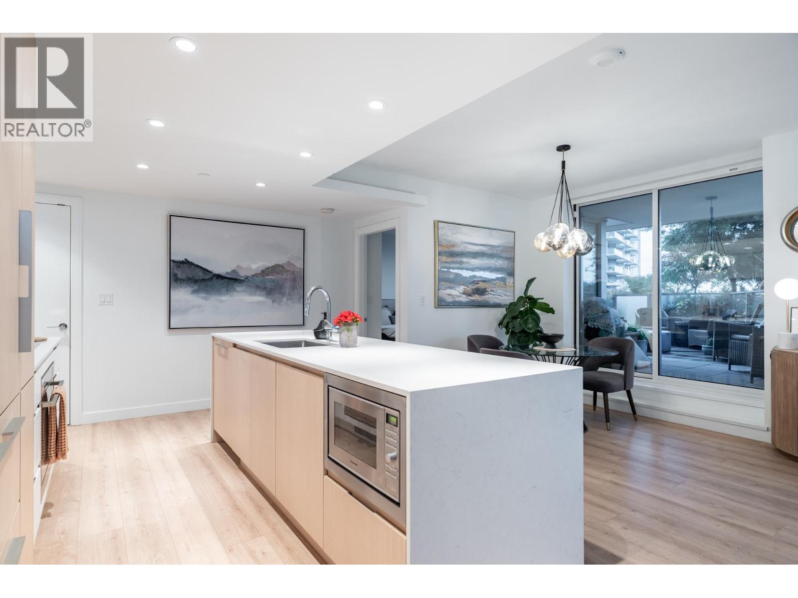 706 1500 Fern Street, North Vancouver, British Columbia  V7J 0E6 - Photo 11 - R3098117