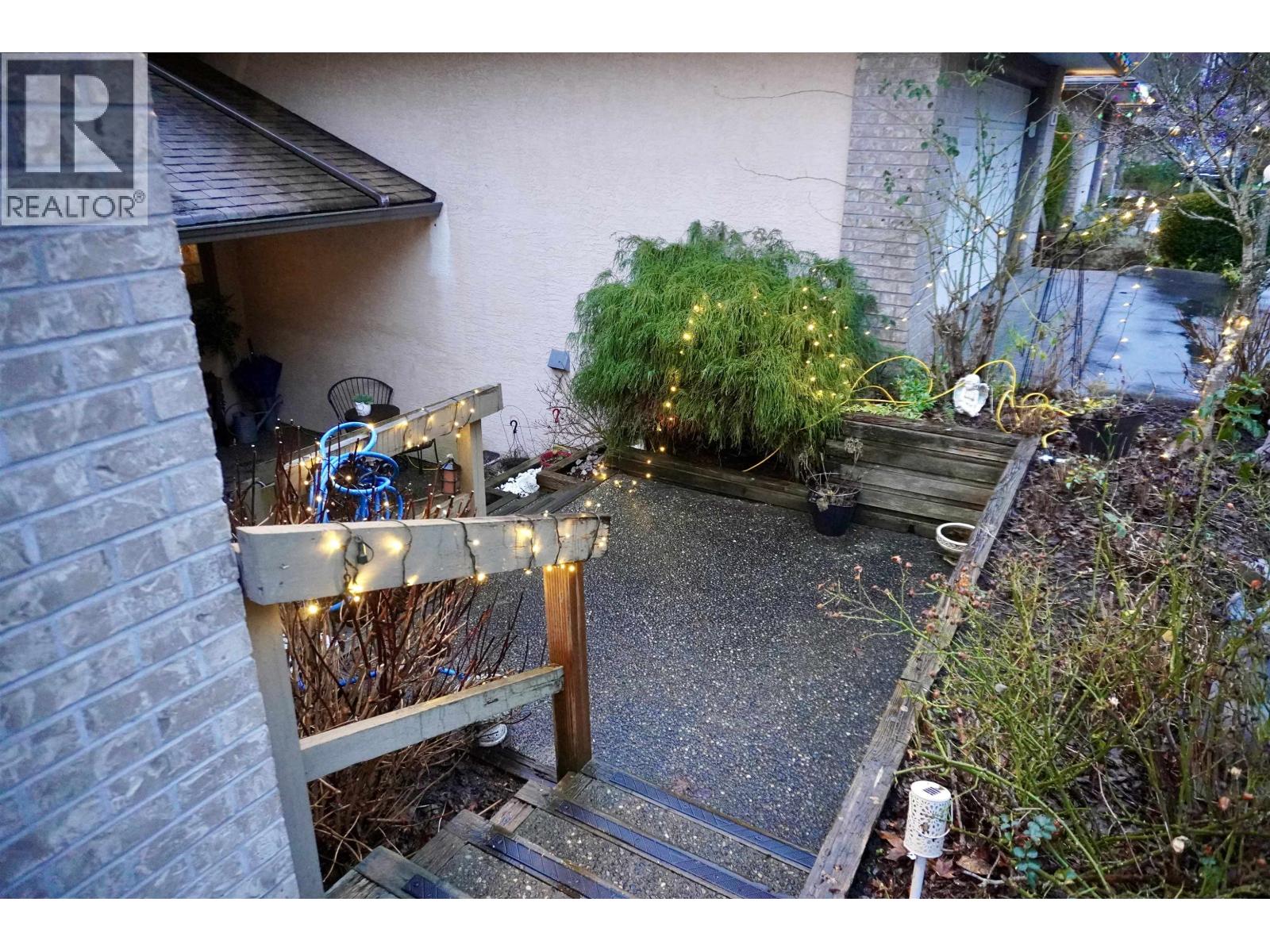31 1238 Eastern Drive, Port Coquitlam, British Columbia  V3C 6C5 - Photo 6 - R3098110