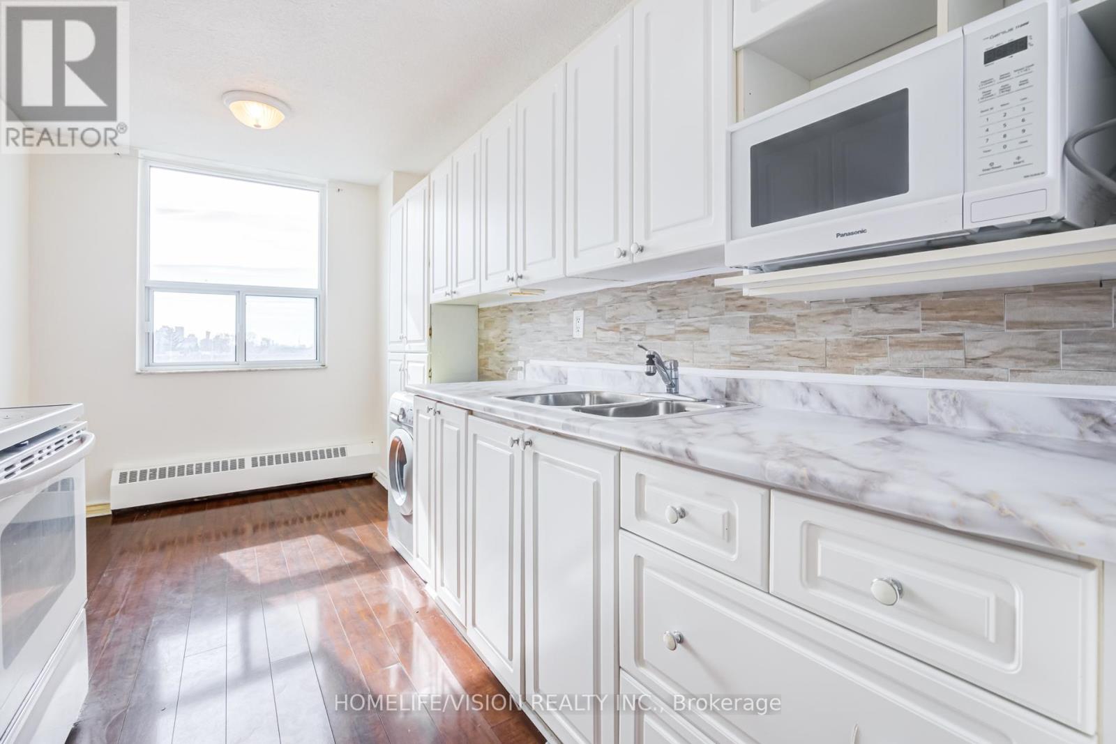 515 - 175 Hilda Avenue, Toronto, Ontario  M2M 1V8 - Photo 17 - C12614382