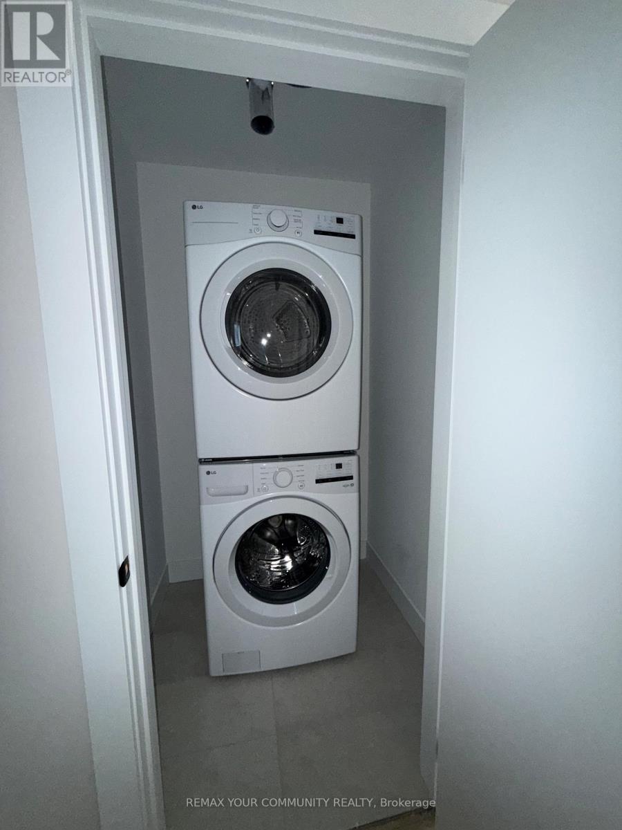 2 - 19 Cousins Drive, Aurora (Aurora Village), Ontario  L4G 1B2 - Photo 6 - N12867896