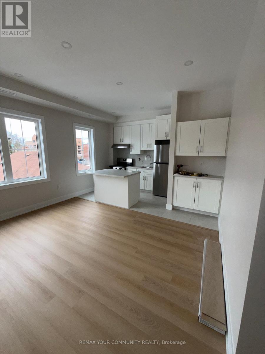 2 - 19 Cousins Drive, Aurora (Aurora Village), Ontario  L4G 1B2 - Photo 7 - N12867896