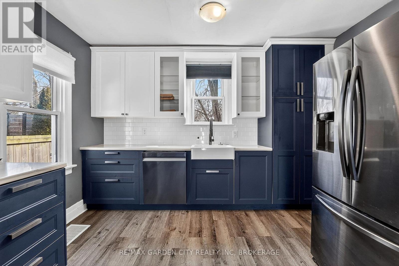 16 Walnut Street, Welland, Ontario  L3C 1E9 - Photo 10 - X12833052