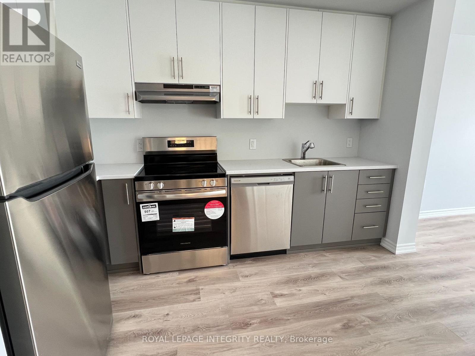 415 - 397 Codd's Road, Ottawa, Ontario  K1K 5C7 - Photo 5 - X12867816