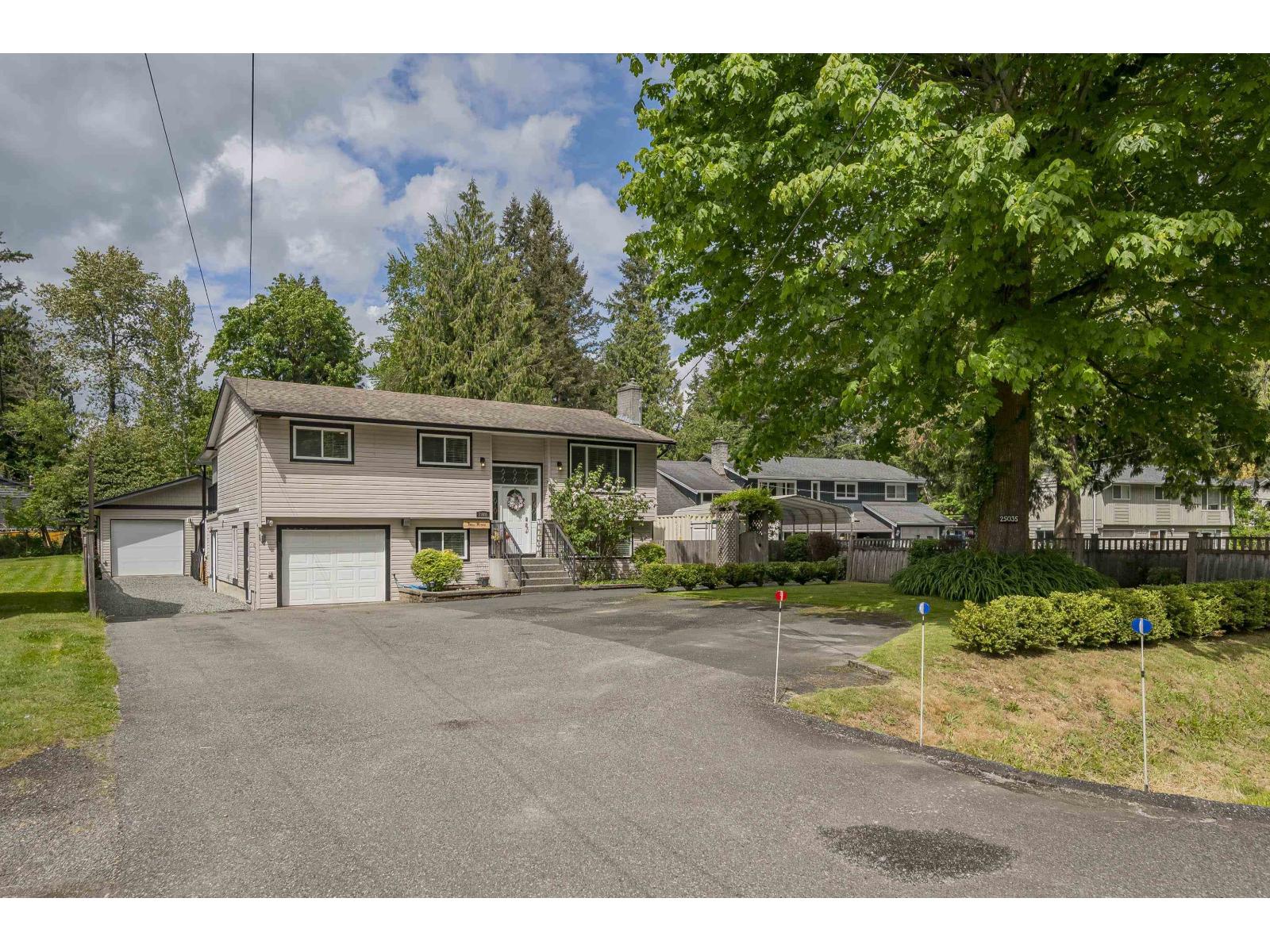 25035 10 Avenue, Langley, British Columbia  V4W 2S7 - Photo 3 - R3079137