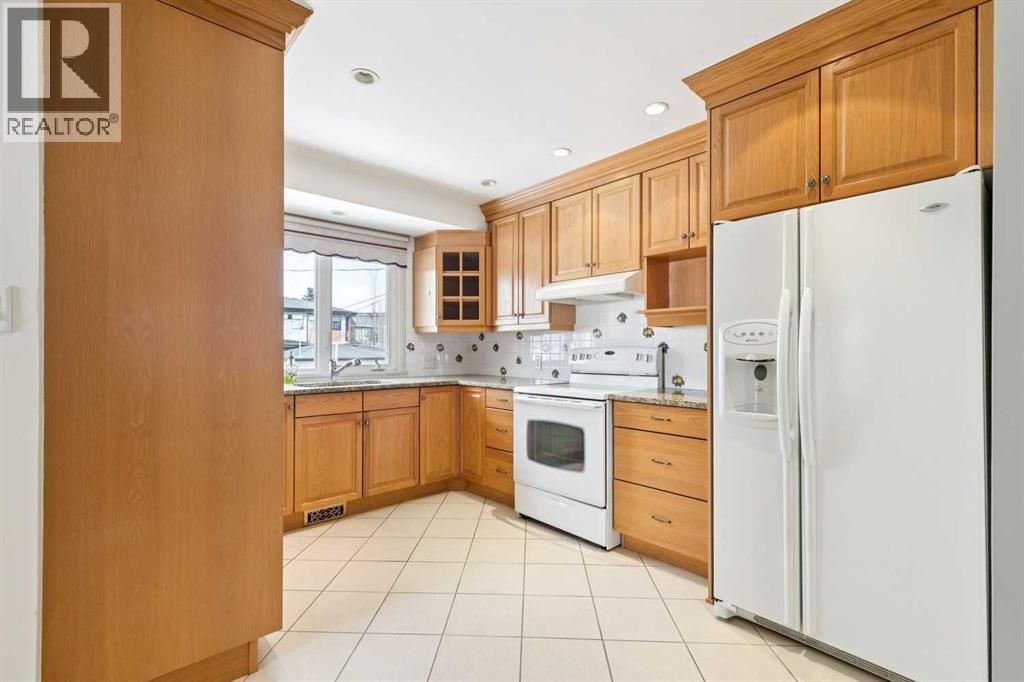 1228 Richland Road Ne, Calgary, Alberta  T2E 5M5 - Photo 9 - A2271078