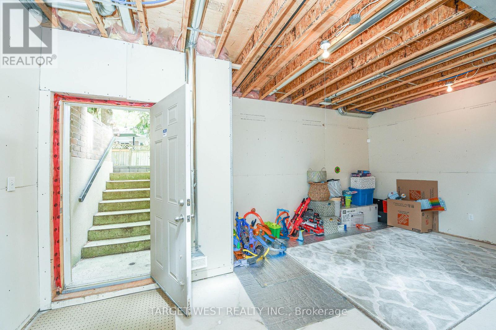 87 Park Street W, Mississauga (Port Credit), Ontario  L5H 1L2 - Photo 40 - W12867770