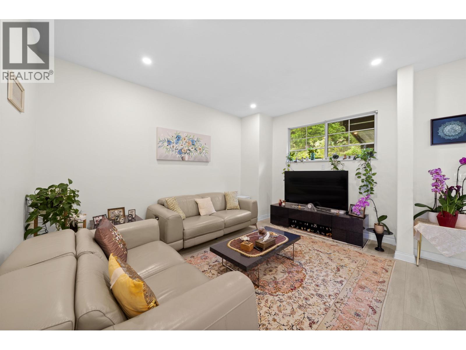 124 2979 Panorama Drive, Coquitlam, British Columbia  V3E 2W8 - Photo 4 - R3098198