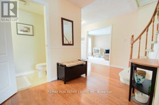 3018 Kilbride Court, Mississauga (Meadowvale), Ontario  L5N 3C5 - Photo 14 - W12867784