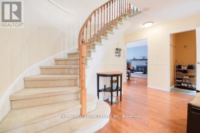 3018 Kilbride Court, Mississauga (Meadowvale), Ontario  L5N 3C5 - Photo 16 - W12867784