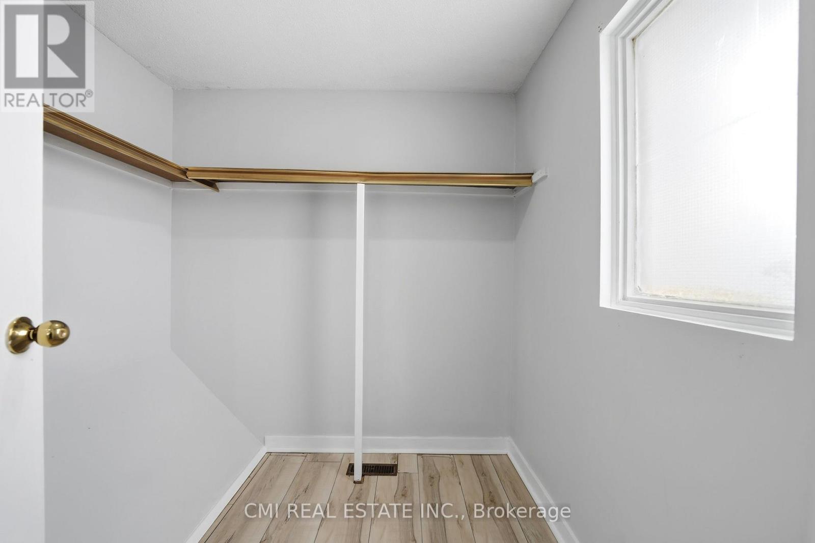 116 - 1538 Lancaster Drive, Oakville, Ontario  L6H 2Z3 - Photo 26 - W12867790