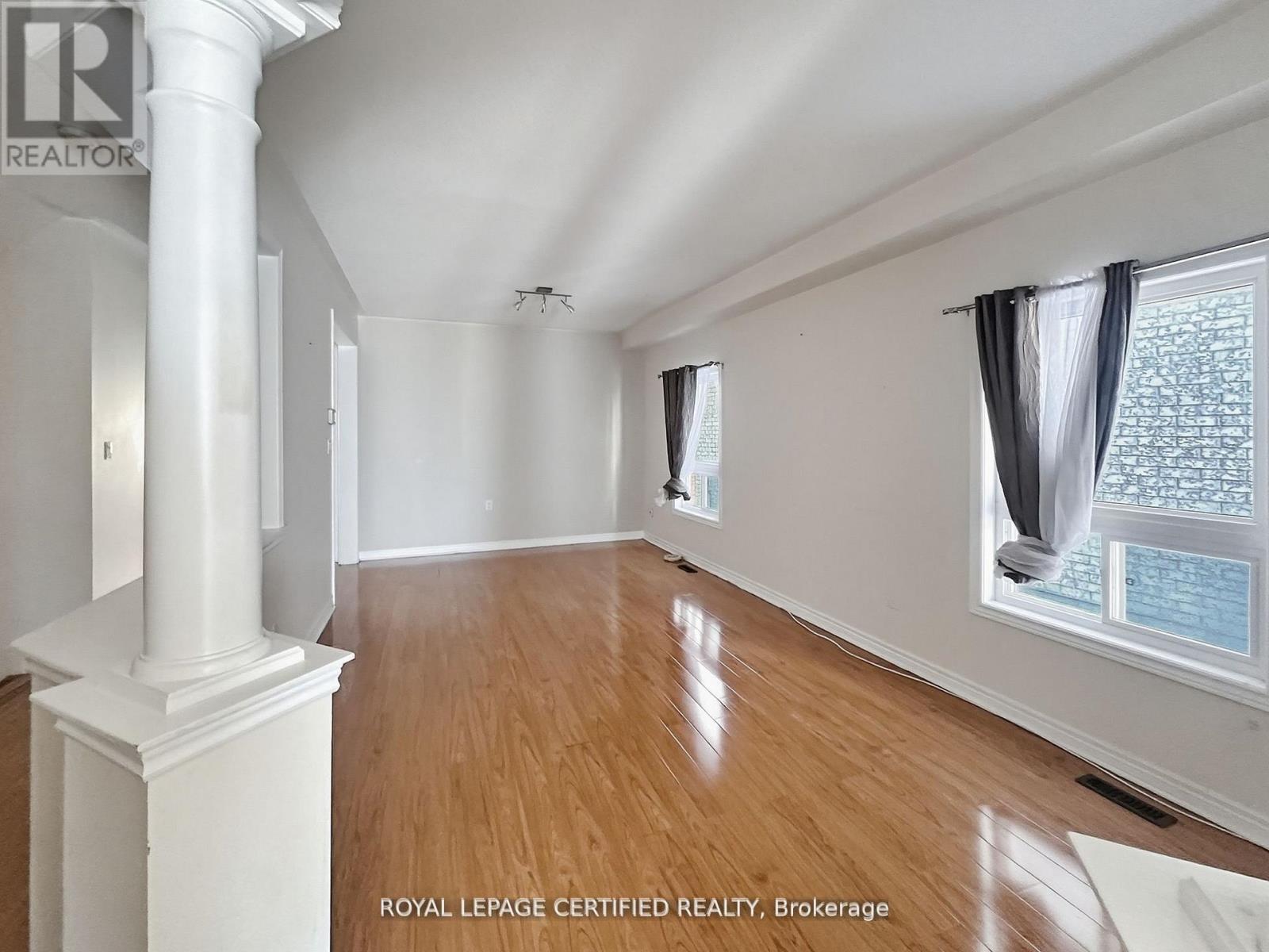 45 Alice Springs Crescent, Brampton, Ontario  L6X 0R7 - Photo 6 - W12867796