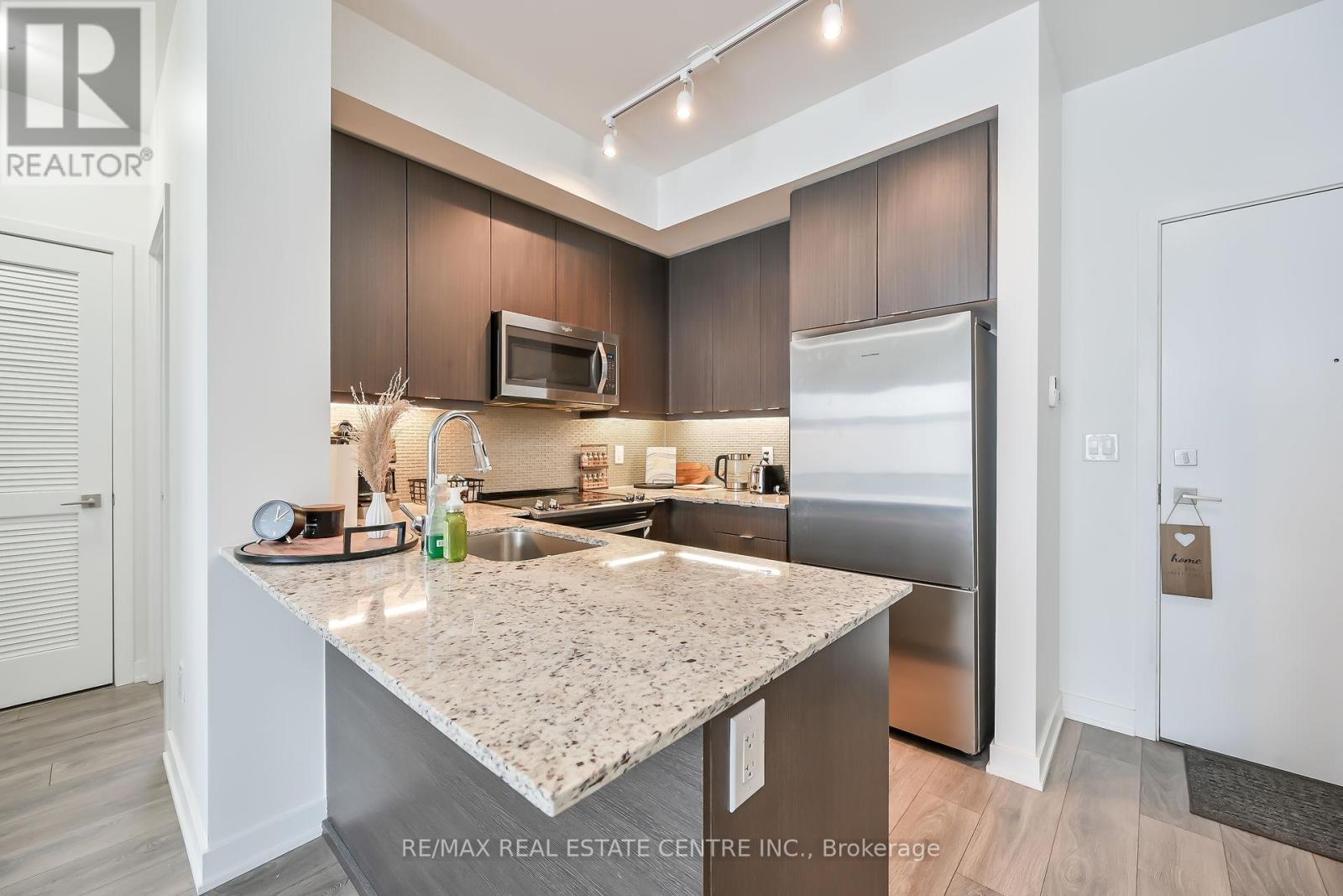 906 - 4633 Glen Erin Drive, Mississauga (Central Erin Mills), Ontario  L5M 7S1 - Photo 4 - W12867798