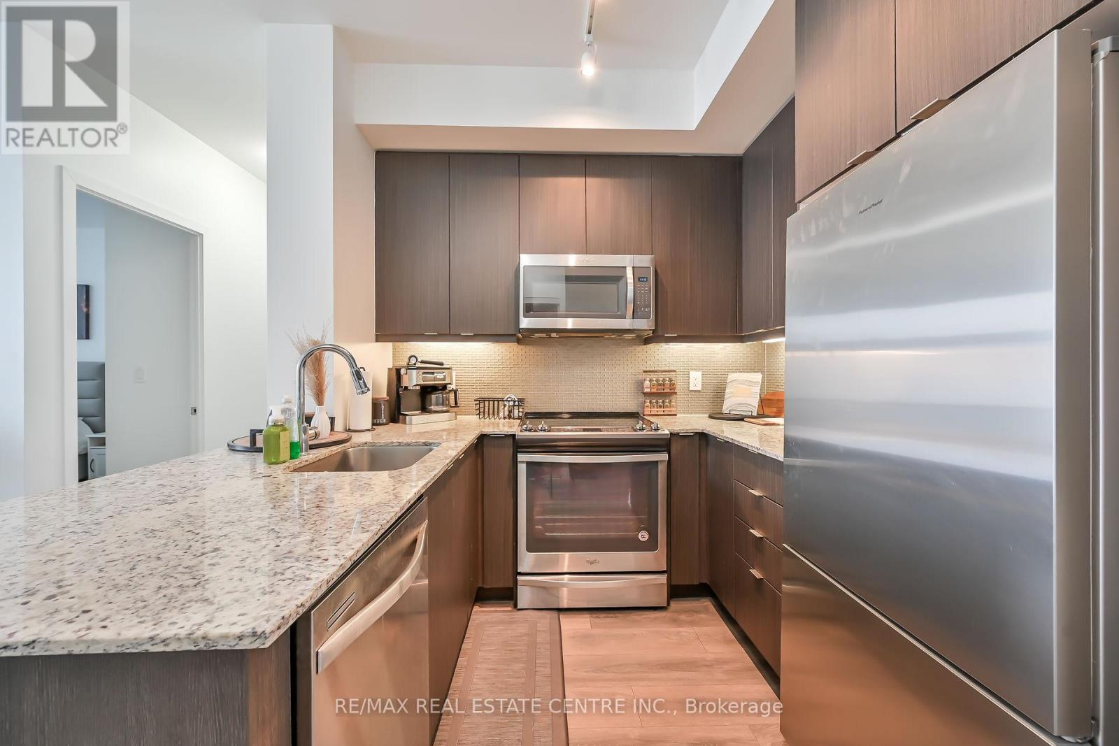 906 - 4633 Glen Erin Drive, Mississauga (Central Erin Mills), Ontario  L5M 7S1 - Photo 5 - W12867798