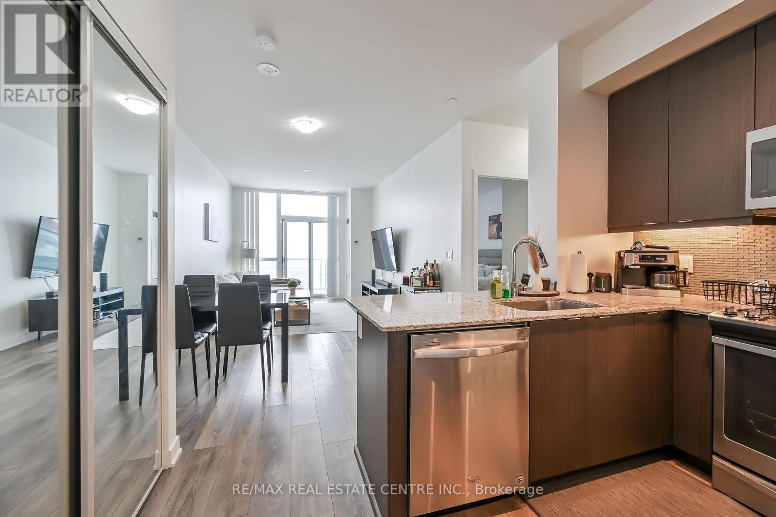 906 - 4633 Glen Erin Drive, Mississauga (Central Erin Mills), Ontario  L5M 7S1 - Photo 6 - W12867798