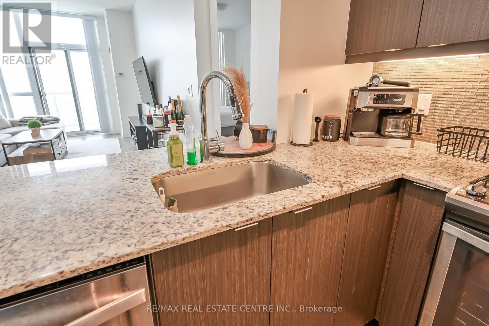 906 - 4633 Glen Erin Drive, Mississauga (Central Erin Mills), Ontario  L5M 7S1 - Photo 7 - W12867798