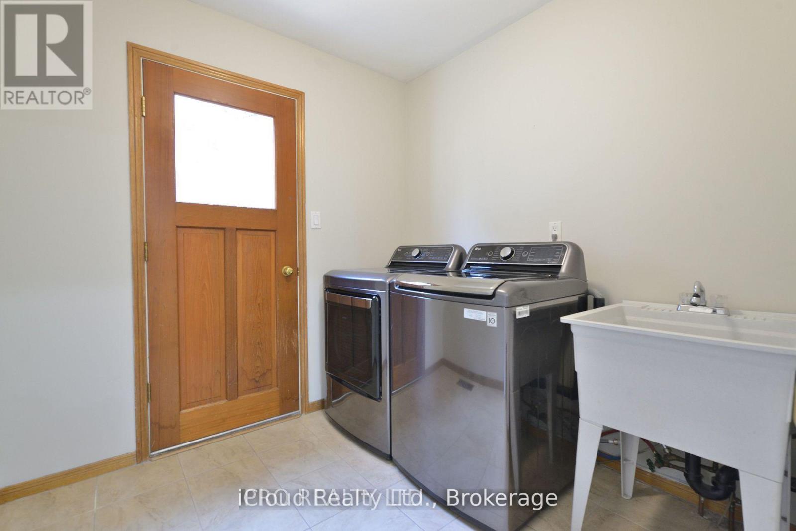 2145 Margot Street, Oakville, Ontario  L6H 3M5 - Photo 14 - W12867862