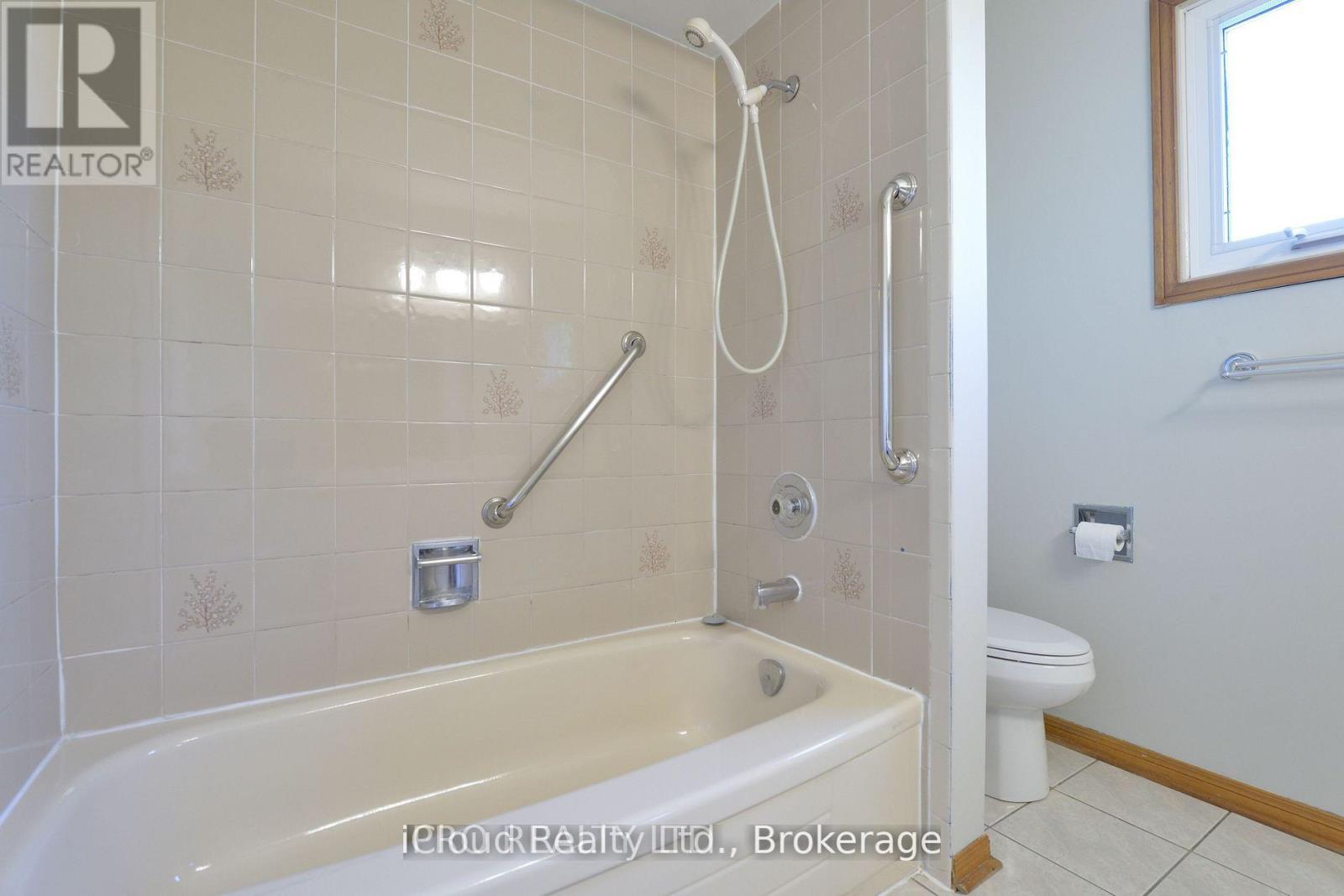 2145 Margot Street, Oakville, Ontario  L6H 3M5 - Photo 17 - W12867862