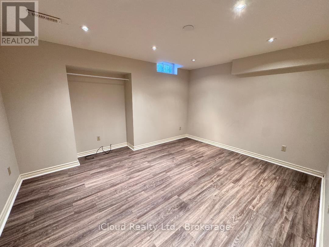 2145 Margot Street, Oakville, Ontario  L6H 3M5 - Photo 34 - W12867862