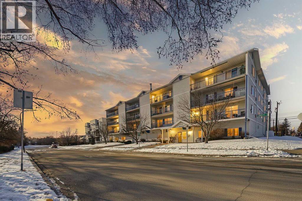 305, 4522 47a Avenue, Red Deer, Alberta  T4N 3R3 - Photo 1 - A2291933