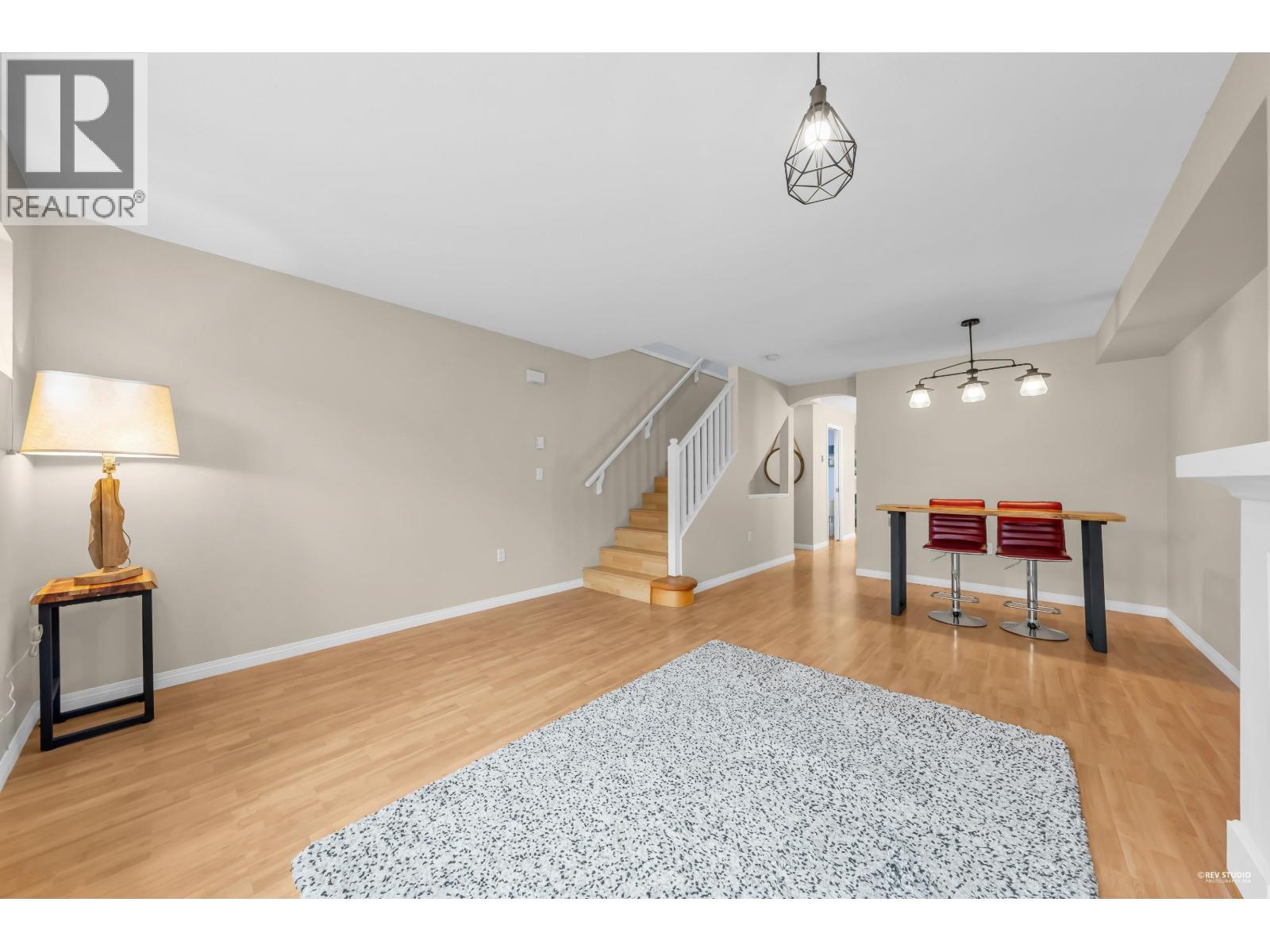 3306 Noel Drive, Burnaby, British Columbia  V3J 1J8 - Photo 13 - R3098028